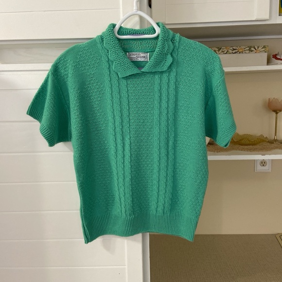 Designers Originals Tops - Vintage Green Knit Shirt